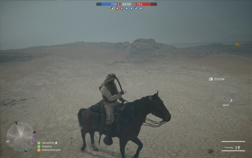 Insbesonder wenn das Wetter umschwingt, wie hier zu einem Sandsturm in der Wüste Sinai, entpuppen sich die schnellen Pferde als taktisch enorm wichtiges Transportmittel - und einen Säbel gibt es für den Nahkampf noch dazu. (Abb.: eigener Screenshot, PC)
